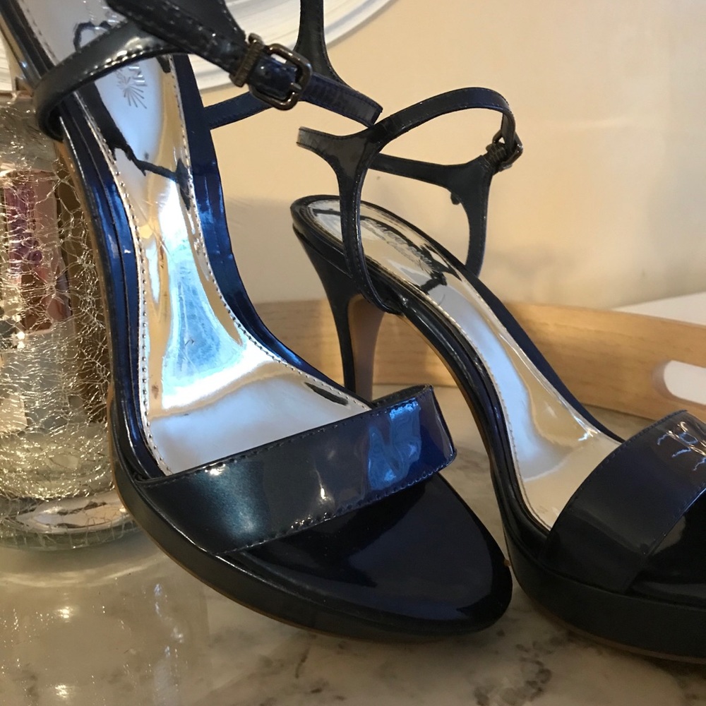 Gianni Bini Platinum Collection Navy Blue Heels